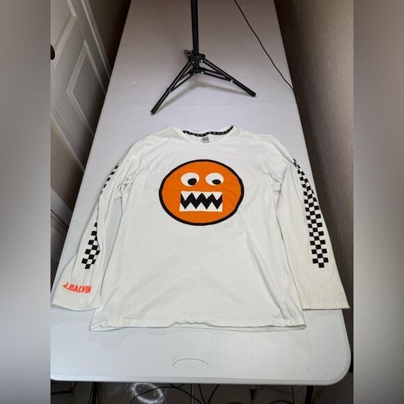 RARE J BALVIN Vibras Guess Orange Face Long Sleeve Sz XL REGGAETON Band Reggae - Picture 1 of 11